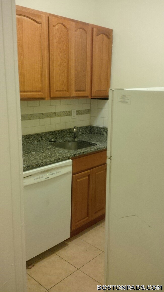 Photo - 136 Hemenway St Unit 20