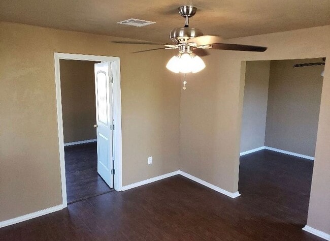Photo - 2 Bed / 1 Bath Home for Rent – $1,000/mo + $1,000 Deposit