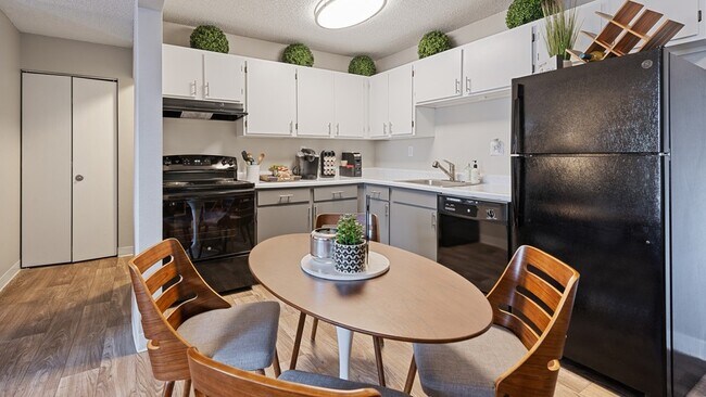 Photo - ReNew at Neill Lake