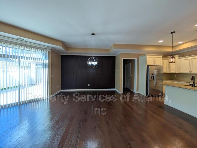 Photo - 261 Fenwick Cir