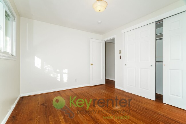 Photo - Stylish Three Bedroom Retreat with fully fenced yard and storage!