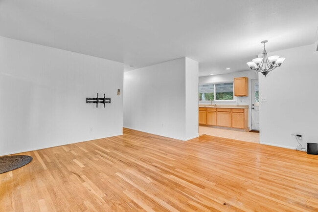 Photo - 12620 SW 12th St