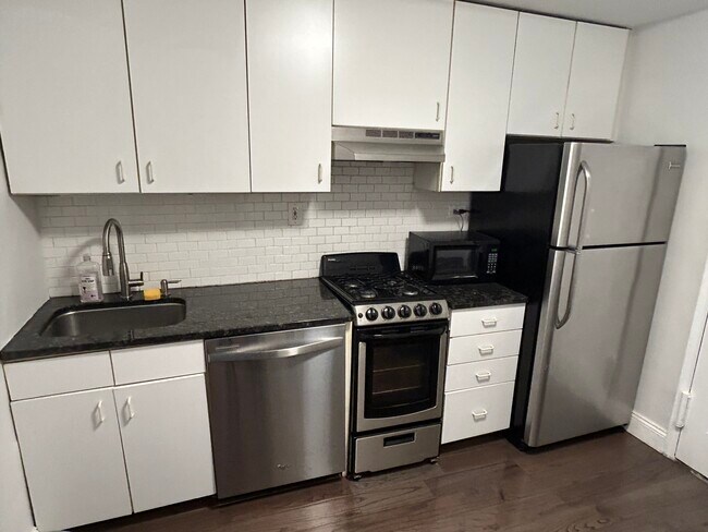 Photo - 105-25 67th Ave Unidad 4C