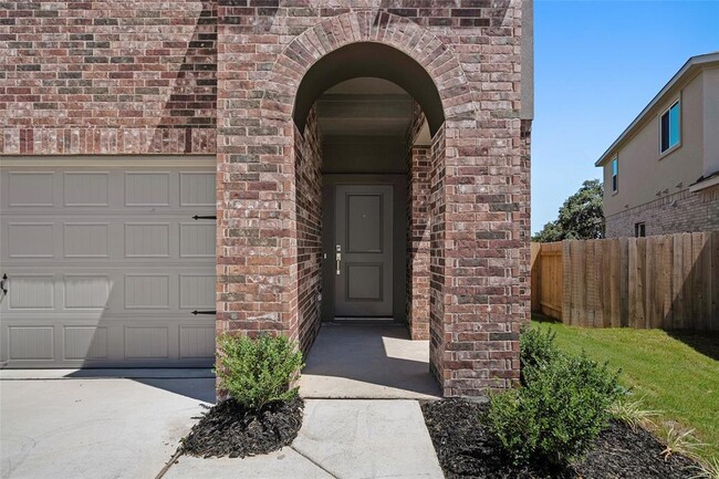 Photo - 1721 Roaming Oak Bnd