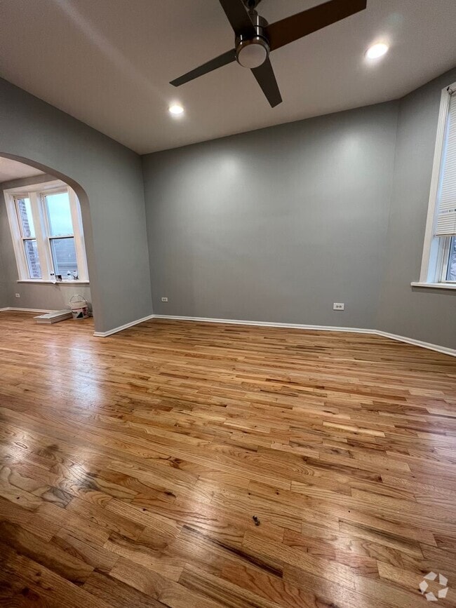 Building Photo - 1355 S Springfield Ave Unit 2 Rental
