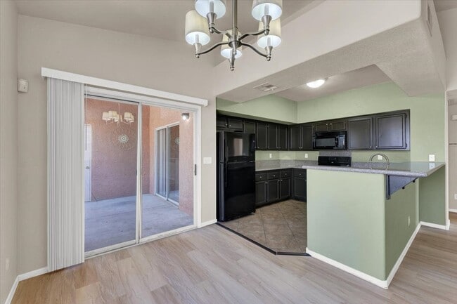 Photo - 7624 Pacific Hills Ave