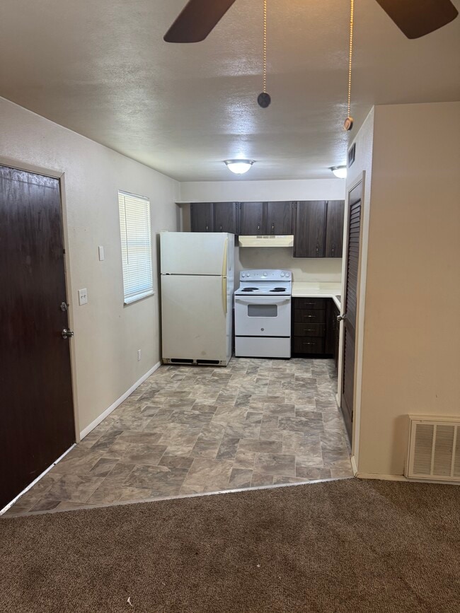 Photo - 201 Howard Dr Unit 4