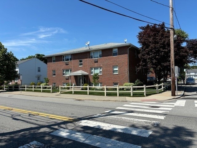 Photo - 189 River St Unit 1