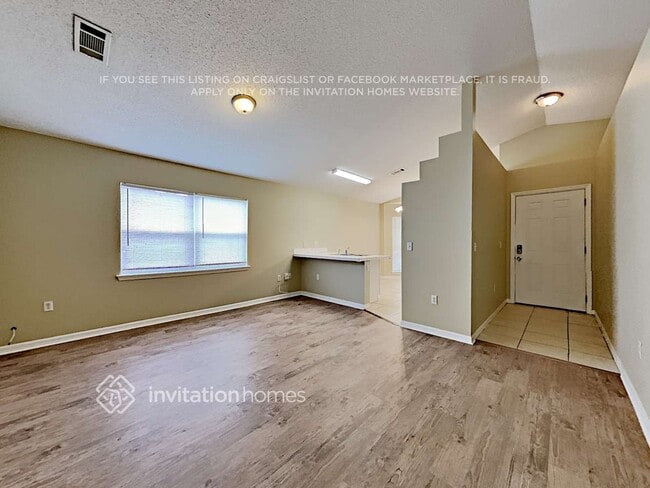 Photo - 8509 Blackberry Ave