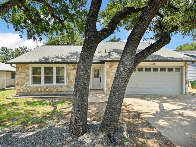 Photo - 3601 Ambleside Dr