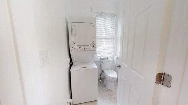 Photo - 413 Washington St Unit 2