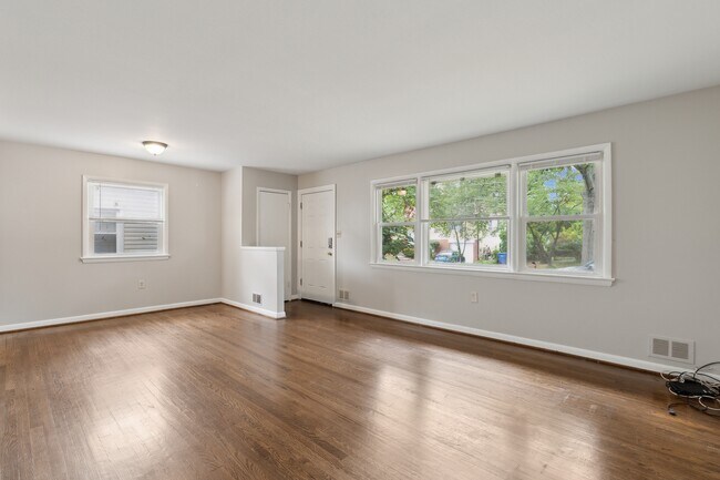 7510 Girard Ave