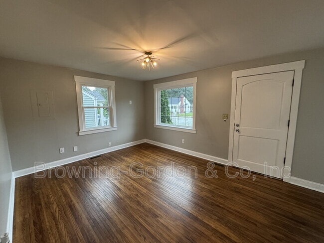 Photo - 1235 Sunnymeade Dr