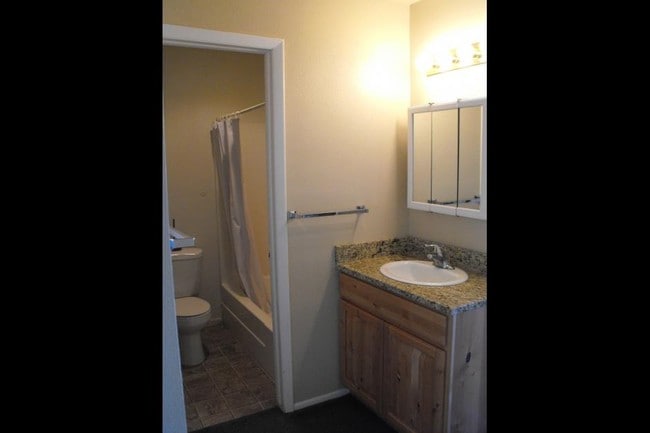 Baño - The Annie Apartments