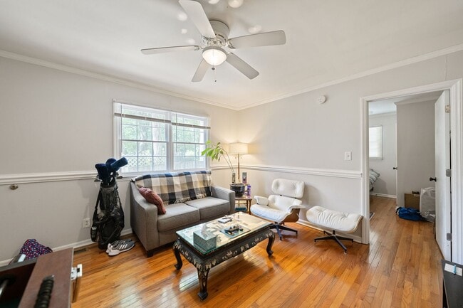 Photo - 915 N Buchanan Blvd Unit 915 Buchanan  A
