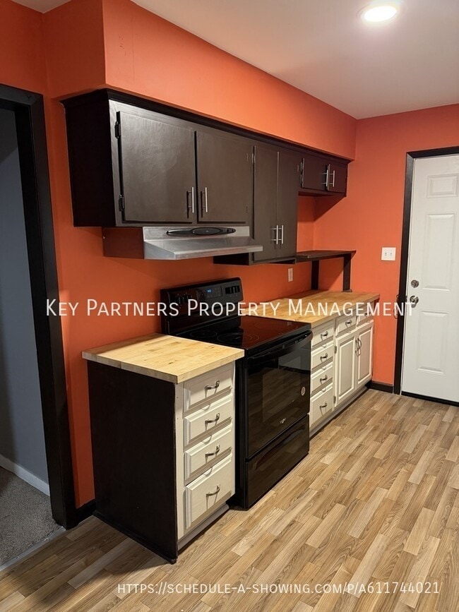 Photo - 821 S Edgemere Dr