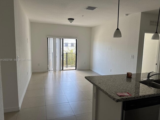 Building Photo - 13381 SW 251st Terrace Unit 201