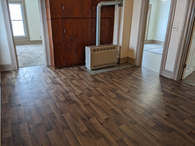 Photo - 121 Hill St Unit Upper Apt