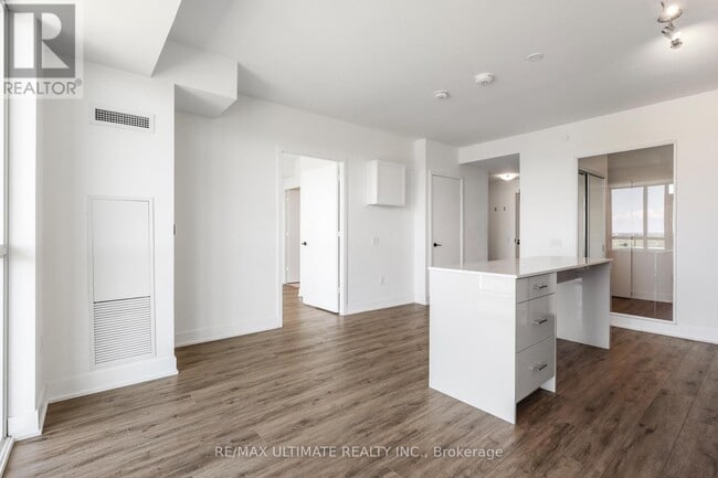 Photo - 50 George Butchart Dr Unit 906