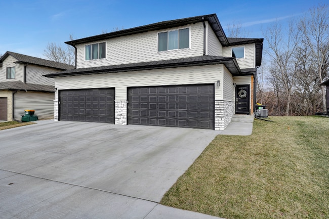 Building Photo - 6204 Franciscan Dr Rental