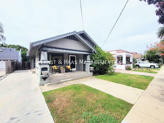 Rare 3 bedroom Craftsman Bungalow in Quain... - Rare 3 bedroom Craftsman Bungalow in Quain... House