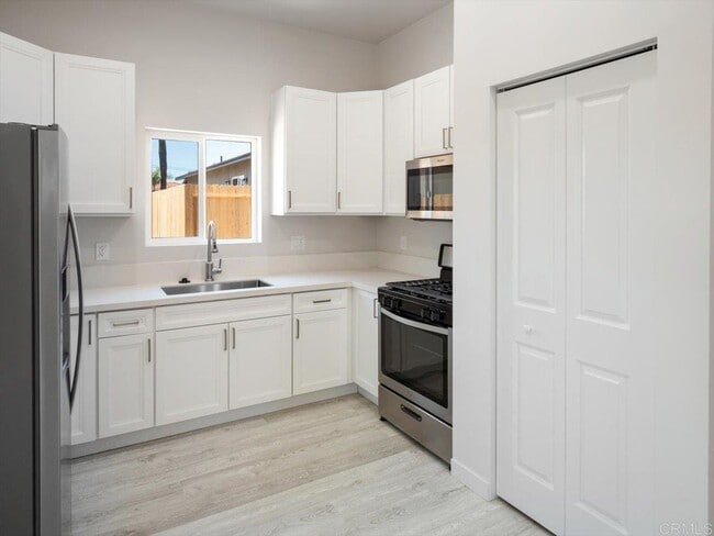 Photo - 2321-2327 Prospect St, Unit 2323