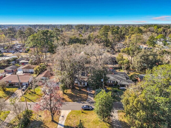 Photo - 5330 Quan Dr