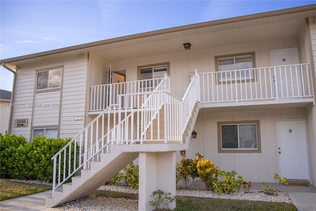 Building Photo - 2385 Naples Trace Cir Unit 5