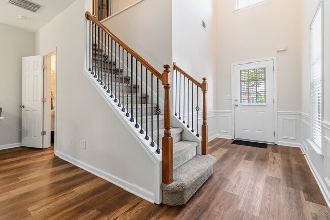105 Finchley Dr