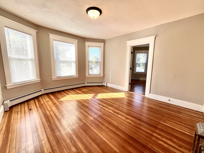 Photo - 86 Grove St Unit 2