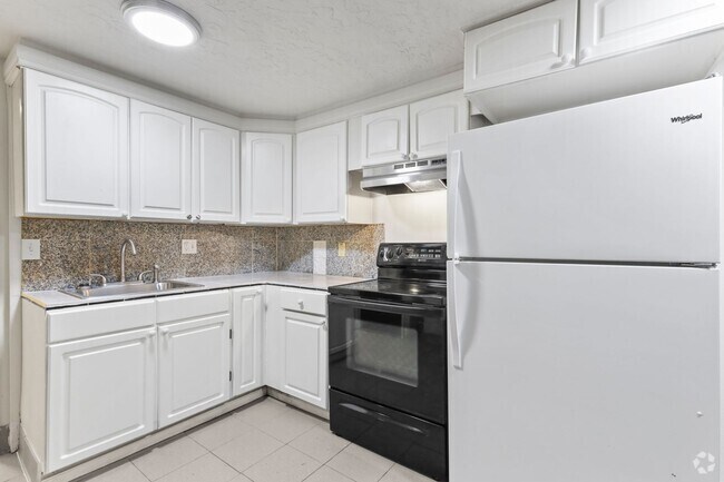 Building Photo - 4320-4328 NE Maywood Place Unit 4326 NE Maywood Place Rental