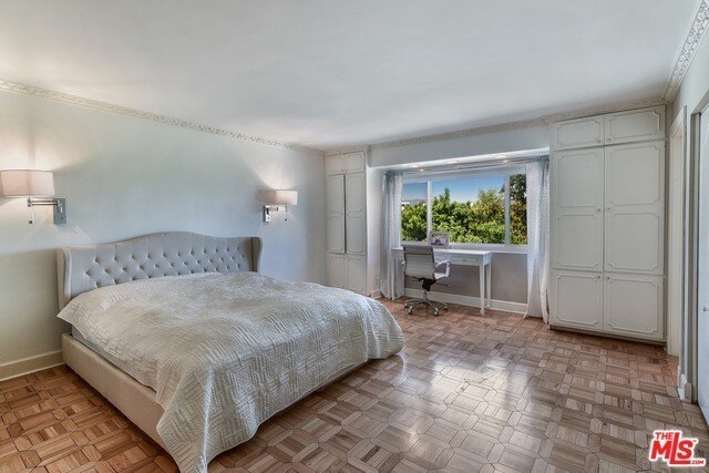 Photo - 434 S Canon Dr Unit BeverlyHills1bdr2Den2bath