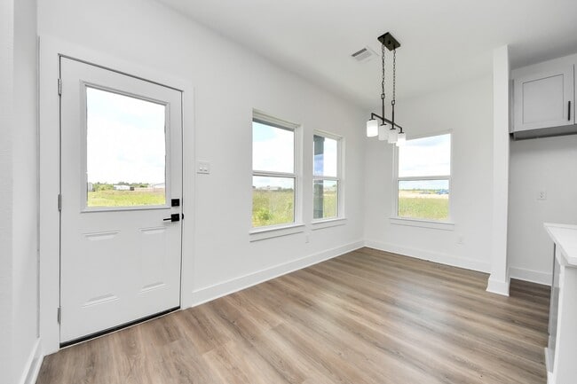 Photo - 6273 Rd 5503