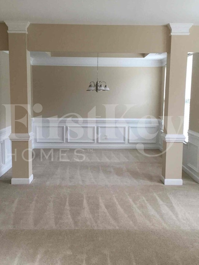 Photo - 1504 Aries Ln