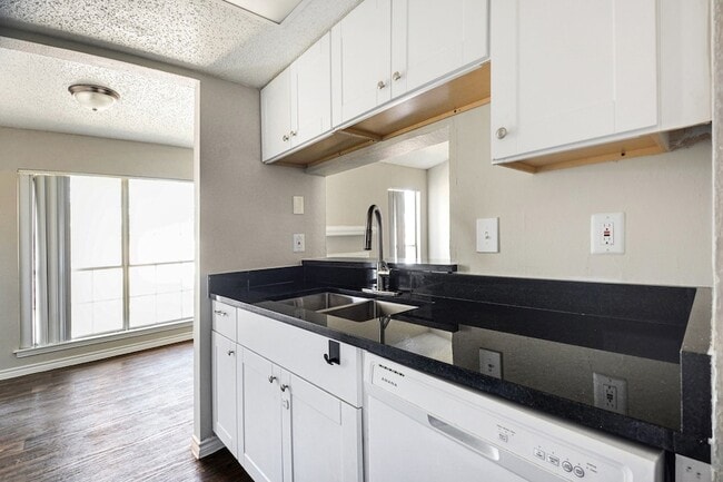 Photo - 3615 W Northgate Dr Unit 123K