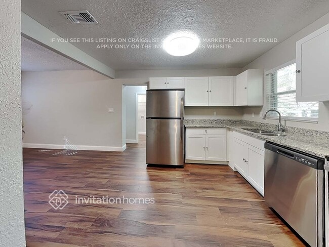 Photo - 822 Rosalia Dr