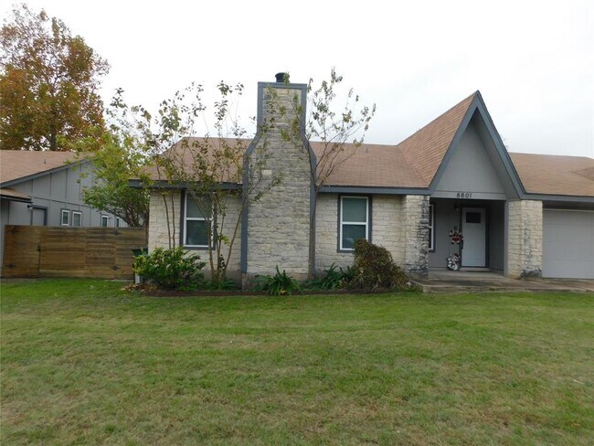 Photo - 8801 Pineridge Dr