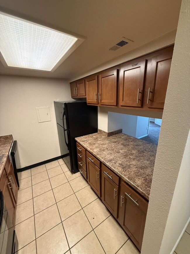 Photo - 3 Bed 2 Bath Available in Cottonwood Villas, Westminster Unit 204