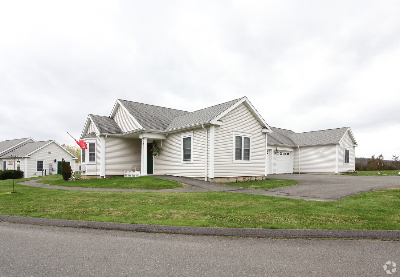Photo - Bernhardt Meadow Apartments