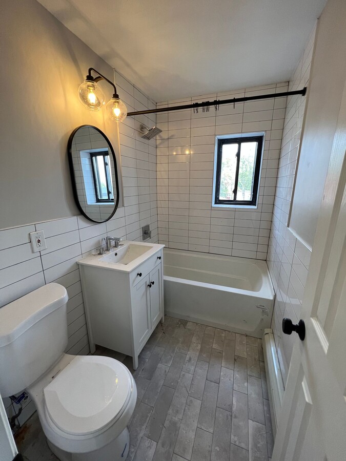 Photo - 360 Washington Avenue