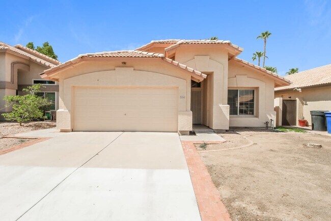 5214 W Geronimo St - 5214 W Geronimo St House