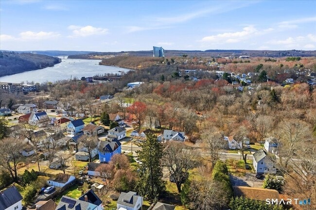 Photo - 45 Dunham St