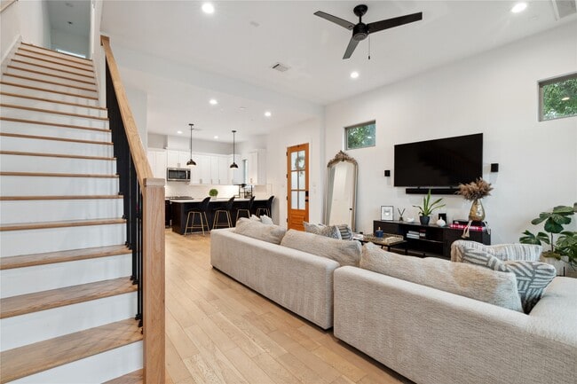 Photo - 2607 Rosalie St