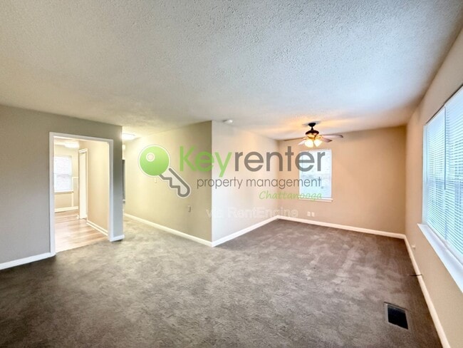 Photo - 305 Sunrise Ln Unit B