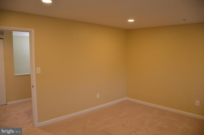 Photo - 1046 Spring Valley Ct Unit 1046
