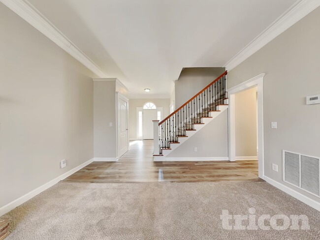 Photo - 115 Michael Ct