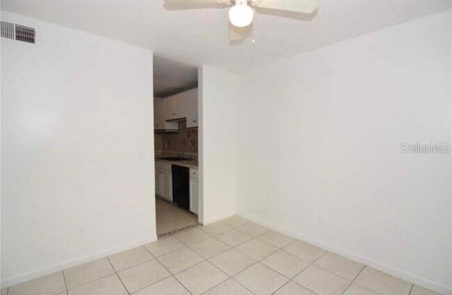 Photo - 2332 Huntington Green Ct Unidad 7