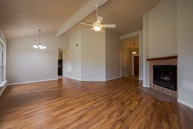 Photo - 3007 Cloverdale Dr