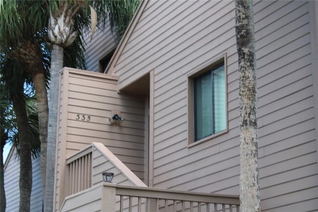 Building Photo - 335 Windrush Loop Unit 335