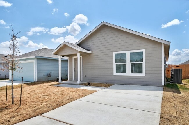 Photo - 11542 Field Briar